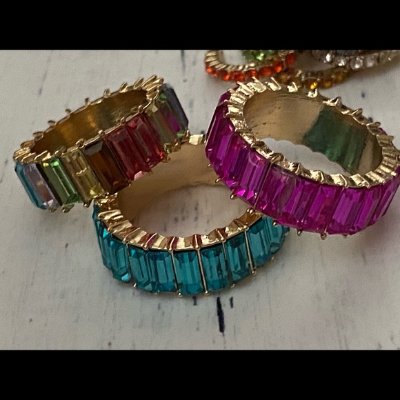 Colorful crystal earrings & rings - Picture 6 of 10